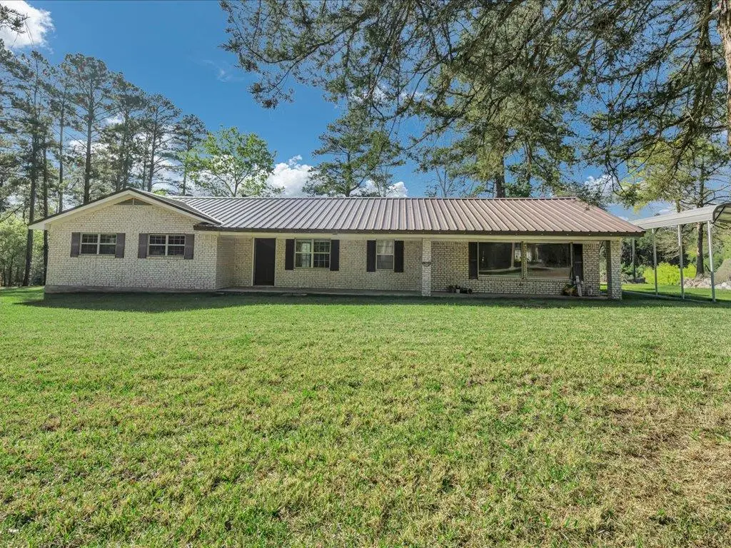 19506 E State Highway 7, Kennard, TX 75847 - #1