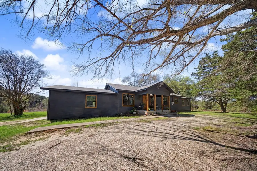 514 East Linn Street, Huntington, TX 75949 - #2