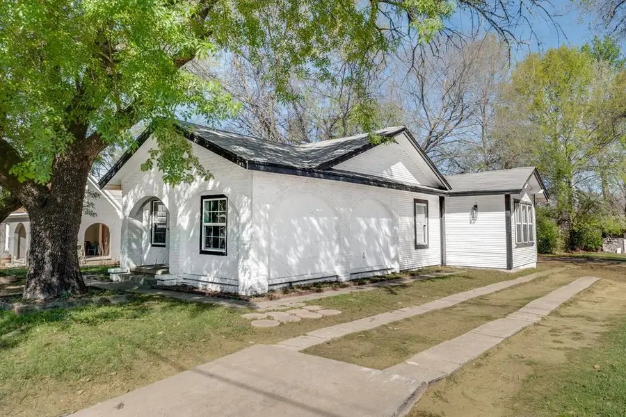 1106 W Rusk St, Jacksonville, TX 75766 - #3