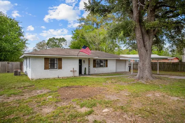 1402 Diana Street, Lufkin, TX 75901