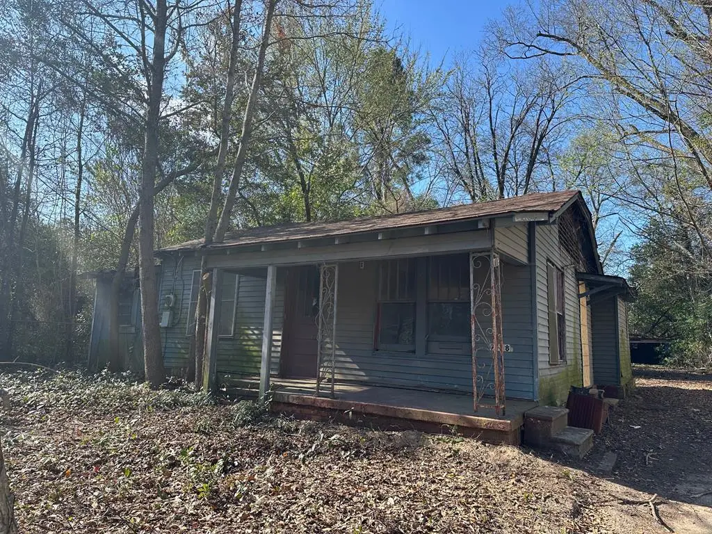 718 Arthur Weaver St, Nacogdoches, TX 75961 - #1