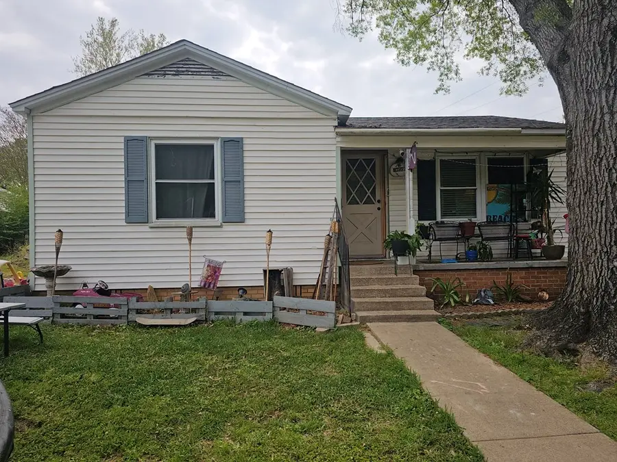 207 Forrest St, Henderson, TX 75654 - #2