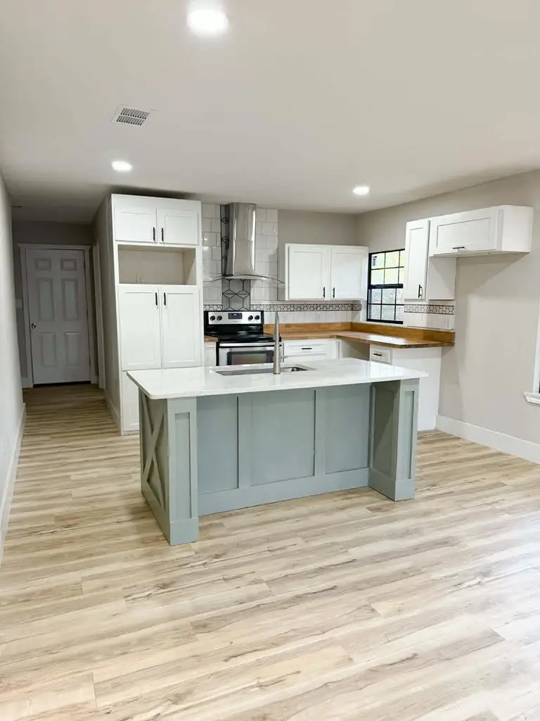 719 Washington Ave, Jacksonville, TX 75766 - #3