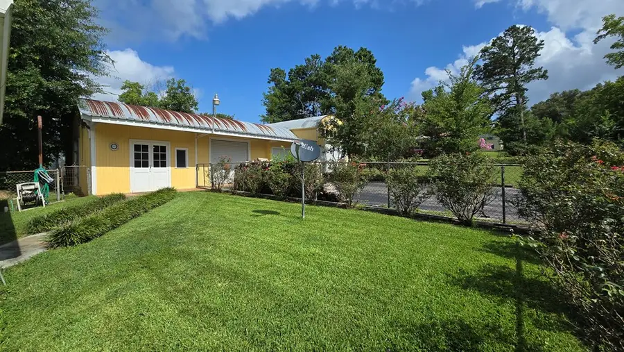 994 Cypress Avenue, Cushing, TX 75760 - #3