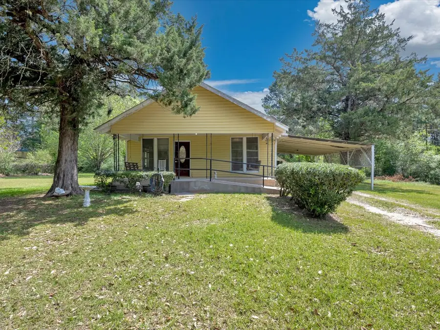 1216 N Hendrick Avenue, Diboll, TX 75941 - #2