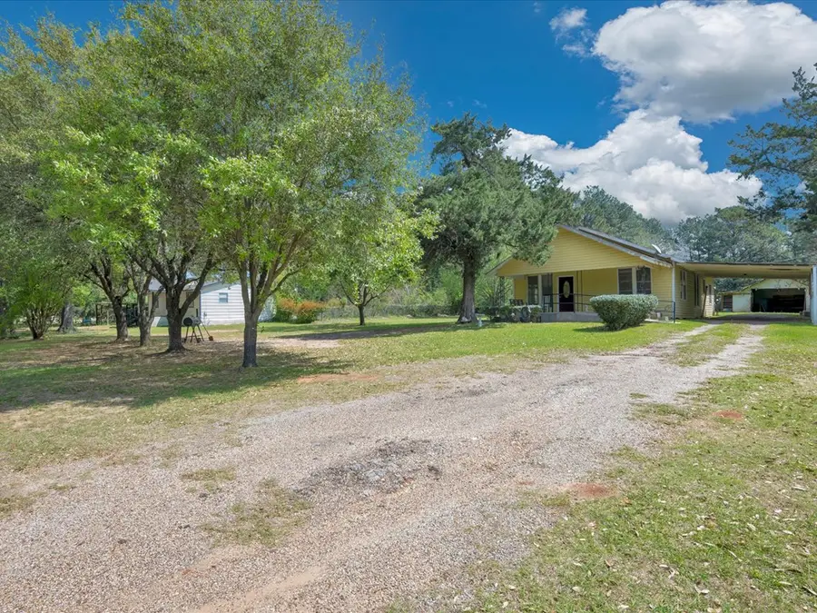 1216 N Hendrick Avenue, Diboll, TX 75941 - #3
