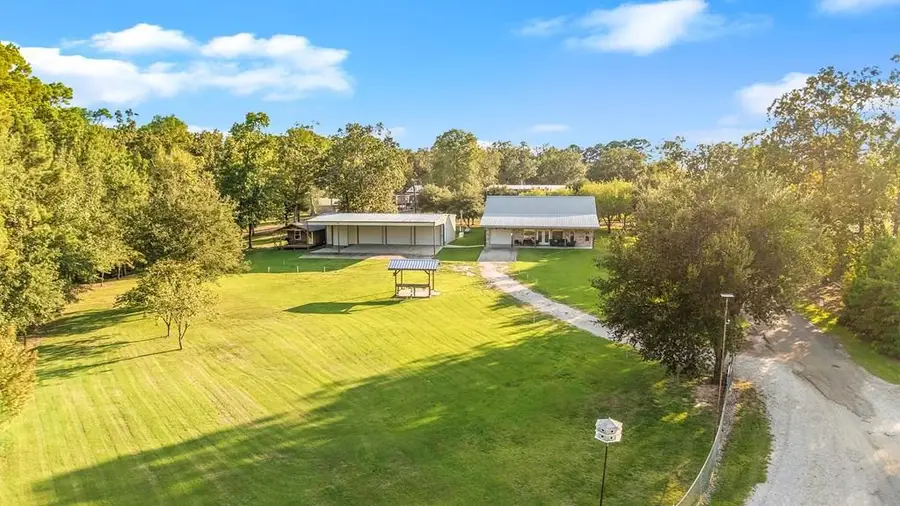 231 Shorewood, Zavalla, TX 75980 - #2