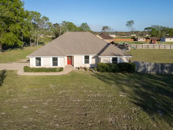 140 Egg Farm Road, Lufkin, TX 75901