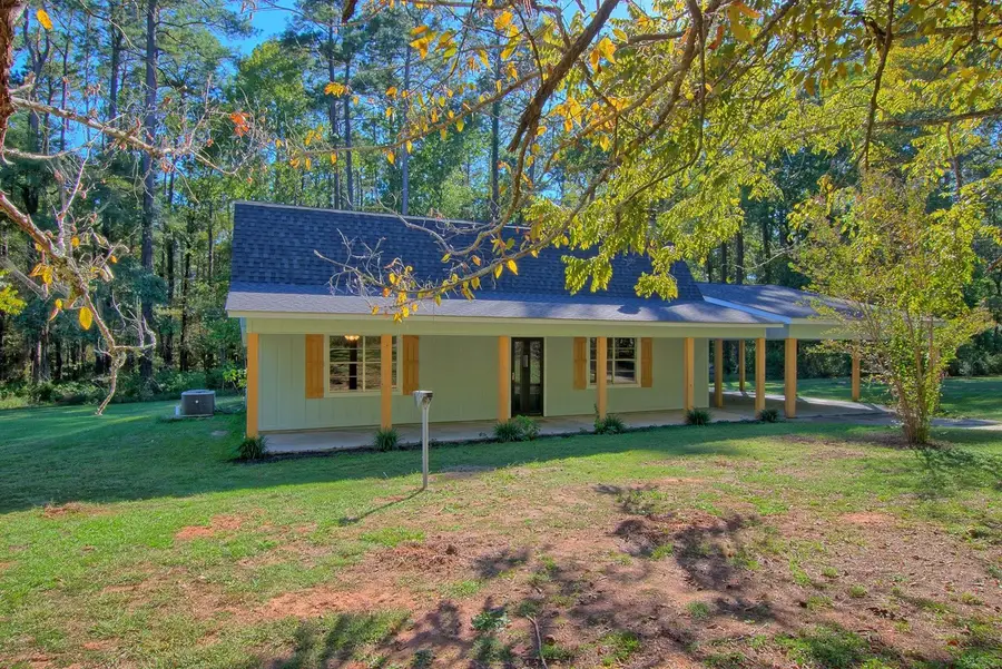 613 S Kennon St, Hemphill, TX 75948 - #3