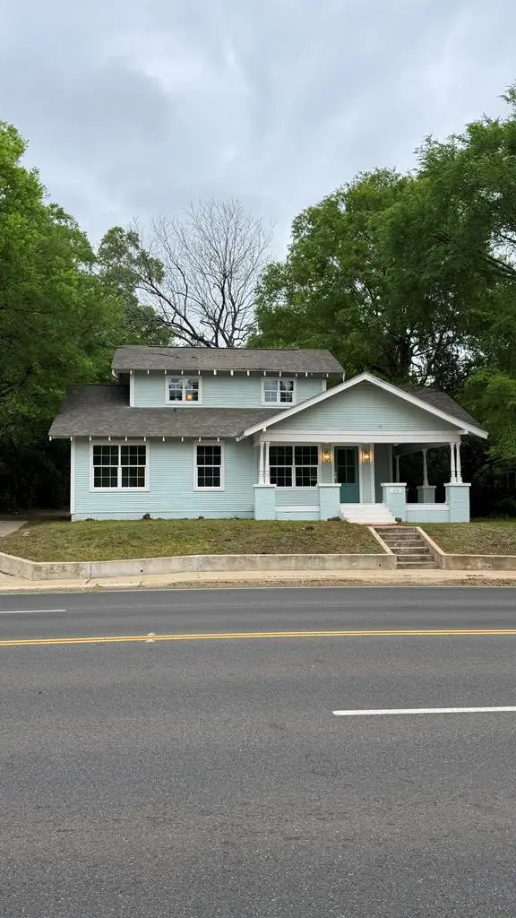 219 E Austin St, Nacogdoches, TX 75965 - #2