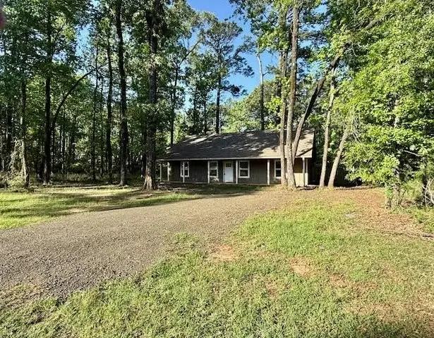 375 Admiral Drive, Hemphill, TX 75948 - #2