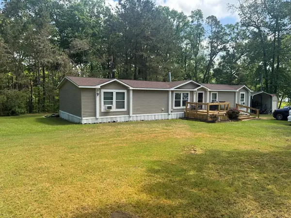 440 Shoreline Drive, TIMPSON, TX 75975