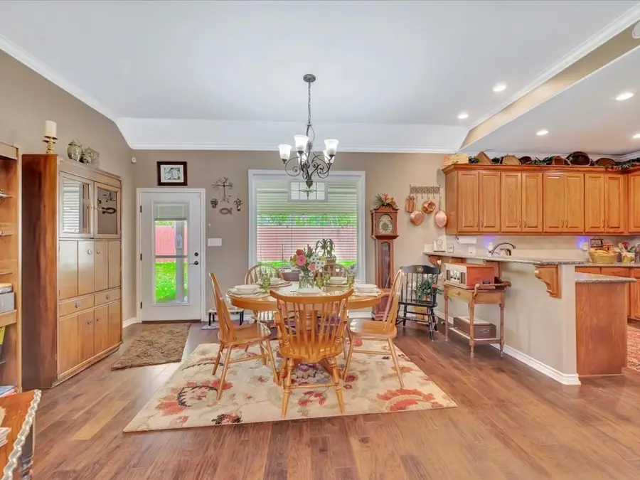 565 Spring Creek Drive, Nacogdoches, TX 76965 - #3