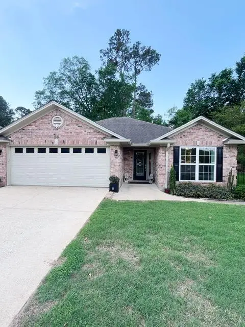 26 Austin Hollow Circle, Nacogdoches, TX 75965