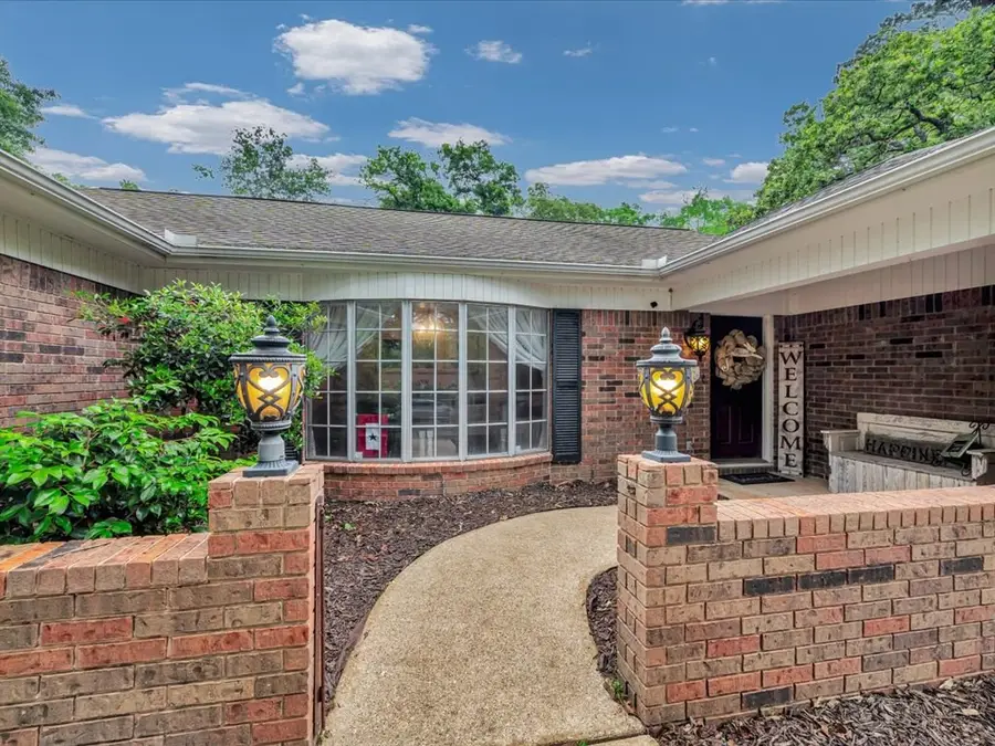 3421 Chevy Chase Dr, Nacogdoches, TX 75965 - #3