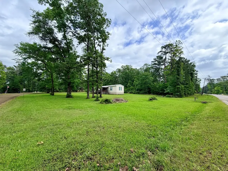 1735 Pleasure Bend Road, Hemphill, TX 75948 - #2