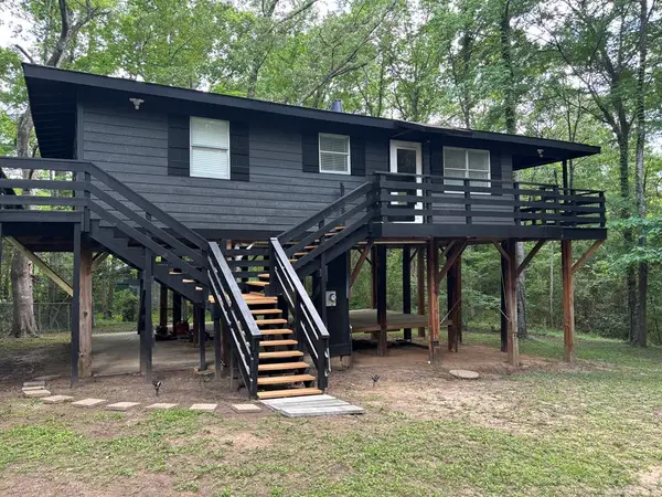 462 Forest Drive, Hemphill, TX 75948