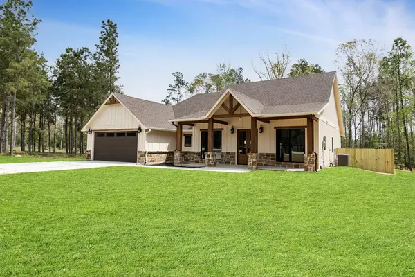 139 Bonfire Bend, Livingston, TX 77351