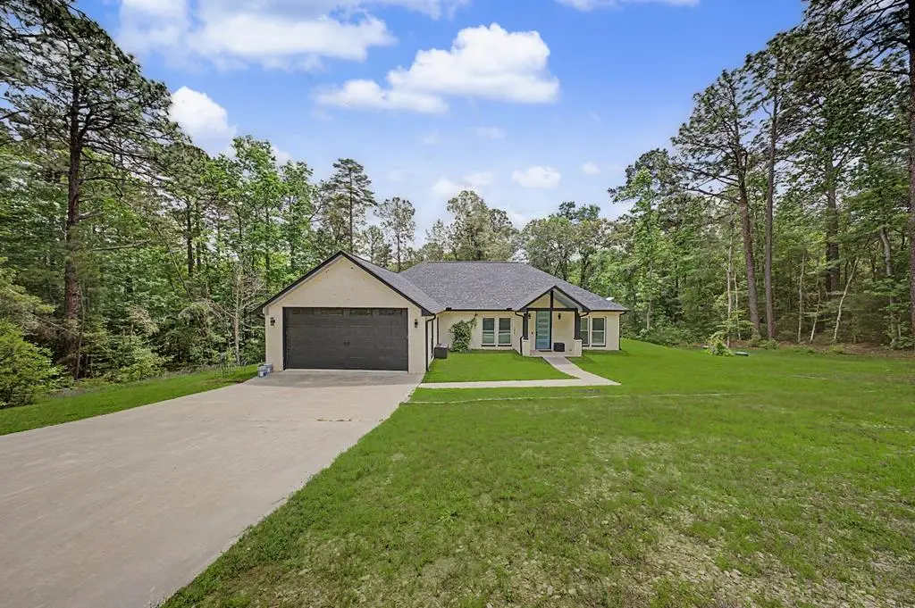 211 Mcgregor Drive, Brookeland, TX 75931 - #1