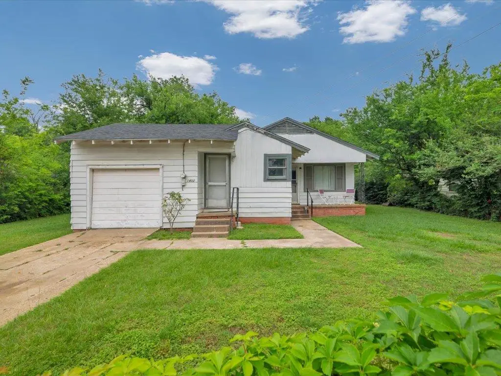 1402 Houston Street, Lufkin, TX 75904 - #1