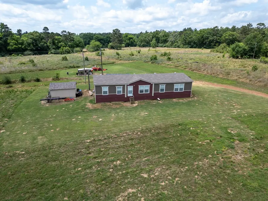 601 County Road 134, Garrison, TX 75946 - #2