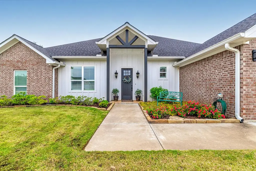 980 Spring Creek Drive, Nacogdoches, TX 75965 - #1