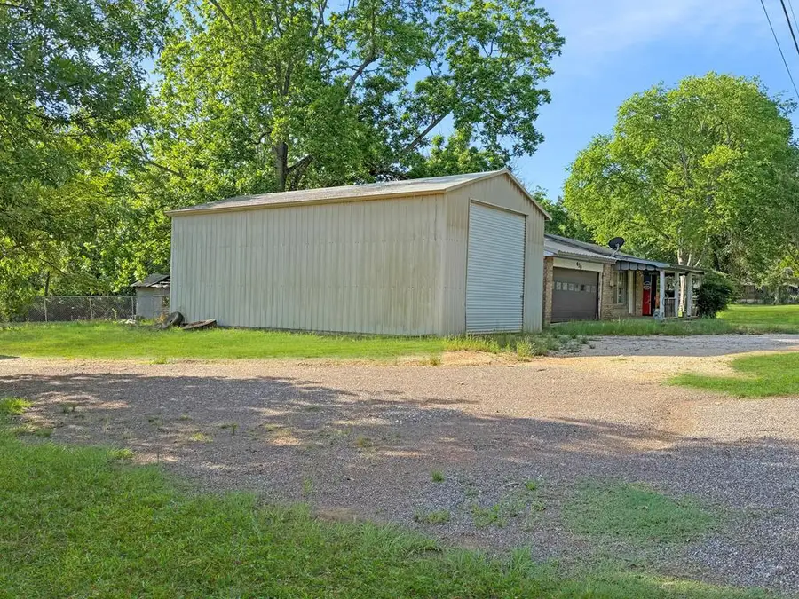 470 6th Street, Cushing, TX 75760 - #2