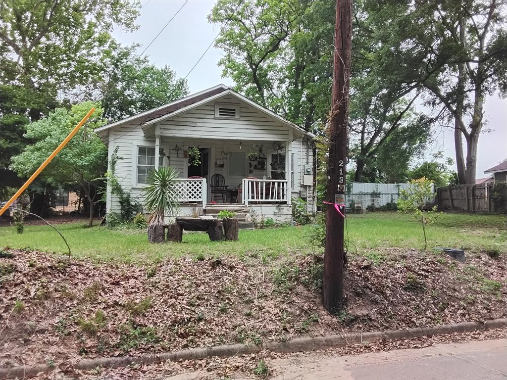 213 Flora Street, Nacogdoches, TX 75964 - #1