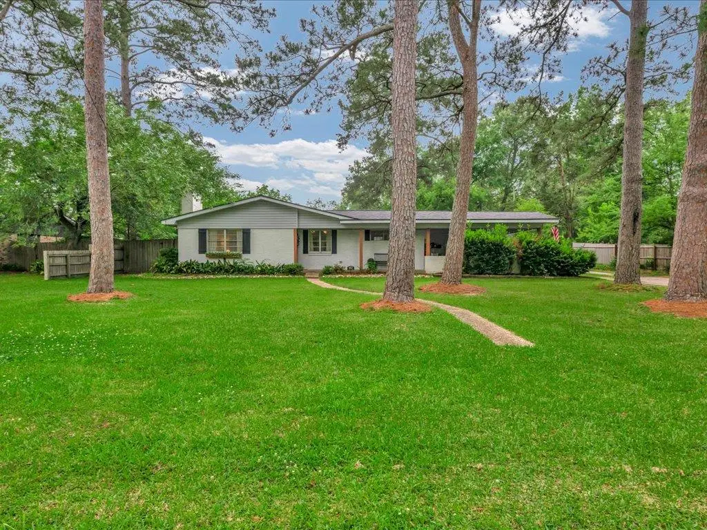907 Russell Avenue, Lufkin, TX 75904 - #1