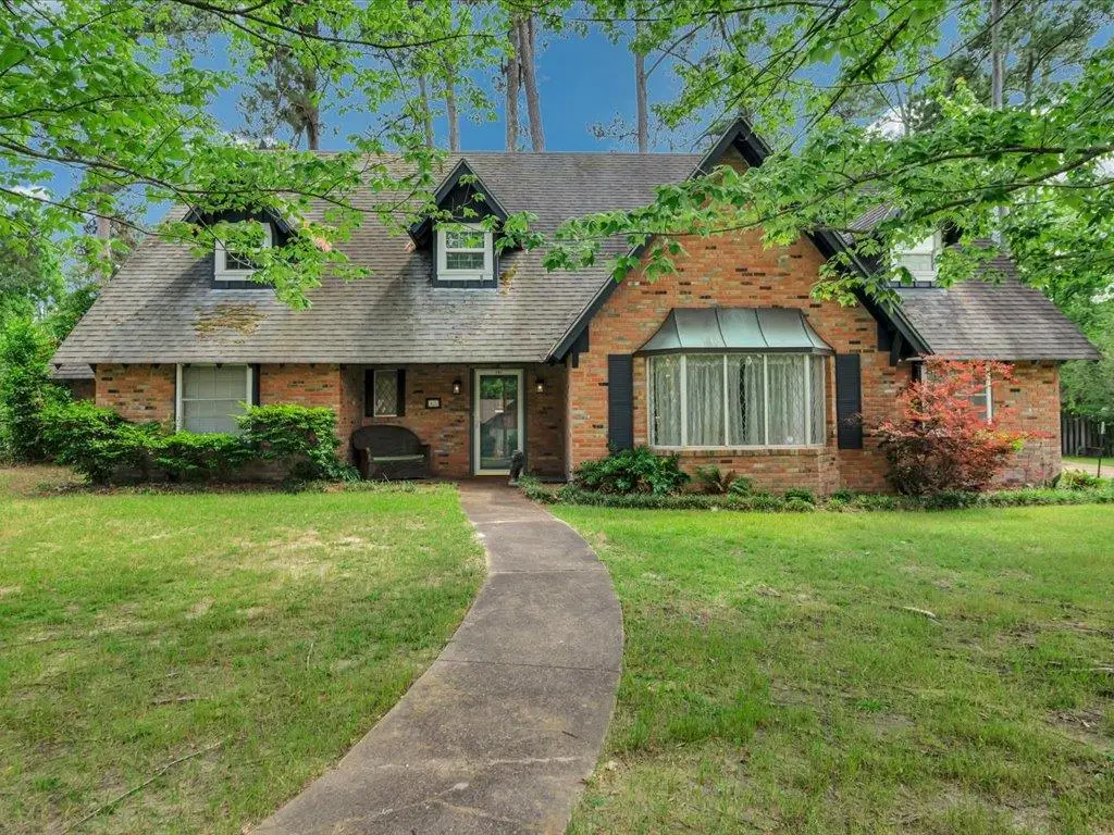805 Spring Valley Drive, Nacogdoches, TX 75964 - #1