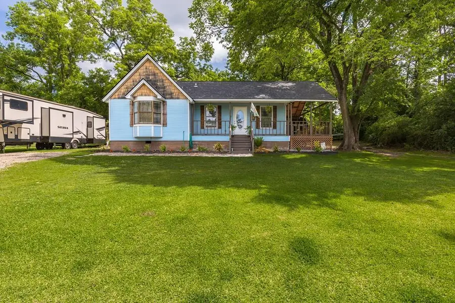 311 E. Linn Street, Huntington, TX 75949 - #2