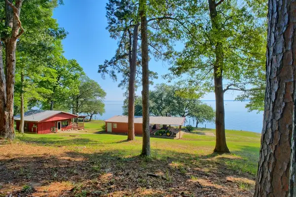 146 Emerald Beach, Hemphill, TX 75948