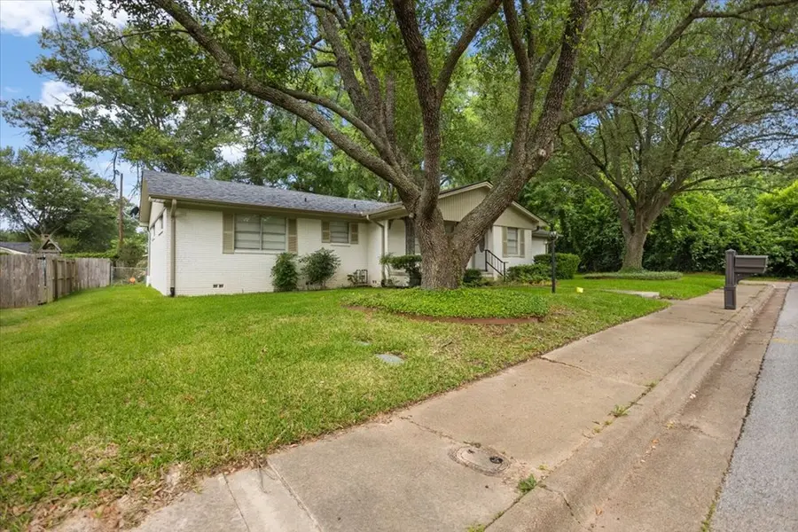 1000 Westwood, Henderson, TX 75654 - #3