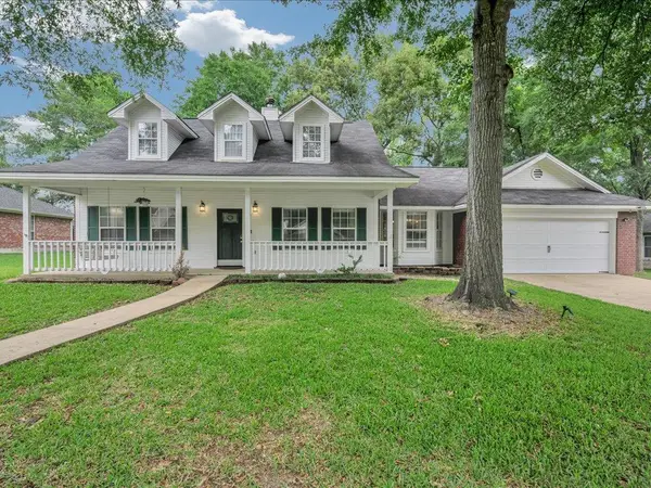 132 Hunters Glen Drive, Lufkin, TX 75904