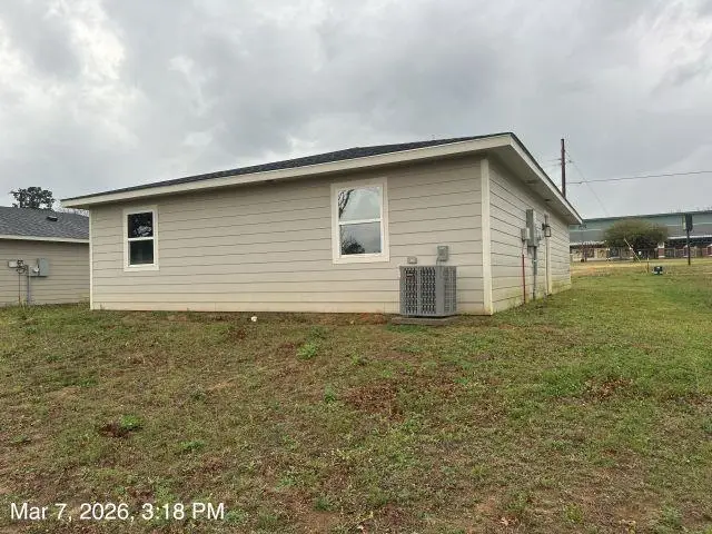 730 N Sanders St, Nacogdoches, TX 75964 - #3