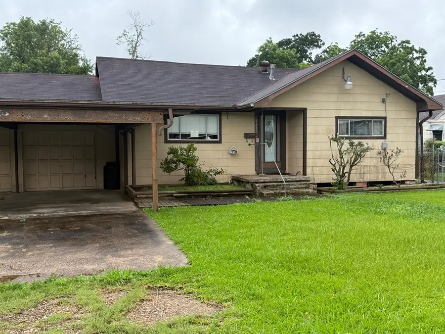 4445 Wilson Road, Groves, TX 77619 - #3