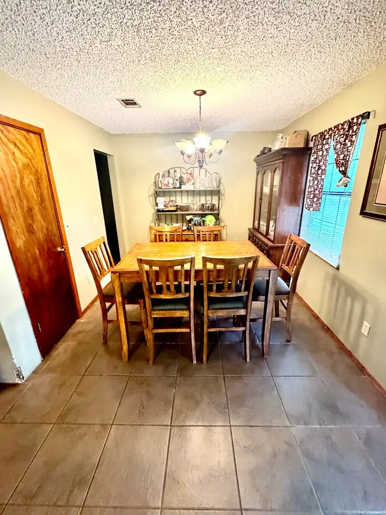 114 Knollwood Drive, Lufkin, TX 75904 - #2