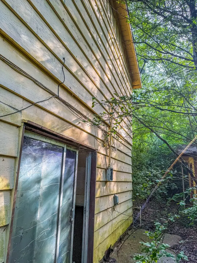 272 Head St., Hemphill, TX 75948 - #3