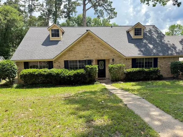 1506 Walnut Street, Nacogdoches, TX 75965