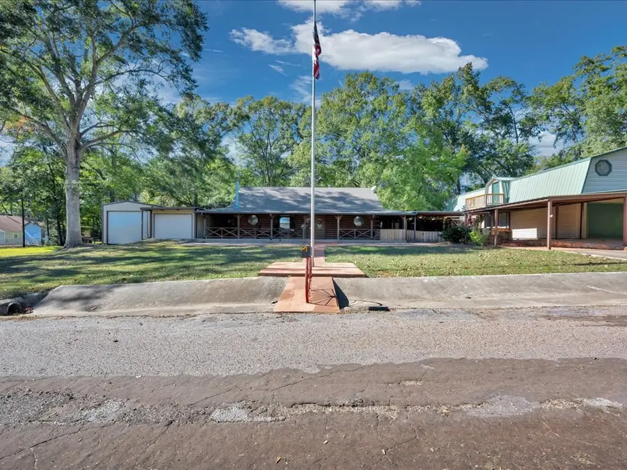 205 Susan Drive, Zavalla, TX 75980 - #2