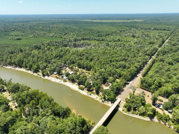 18485 Fm 1013, Spurger, TX 77660