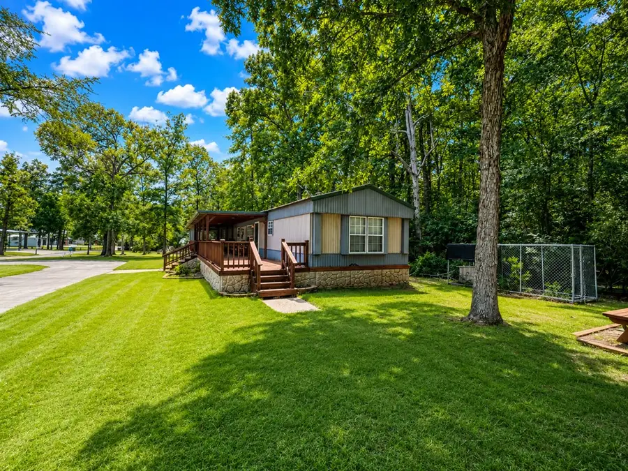 250 Honeysuckle Honeysuckle Drive, Zavalla, TX 75980 - #3
