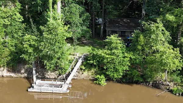 4011 County Road 3775, Colmesneil, TX 75938