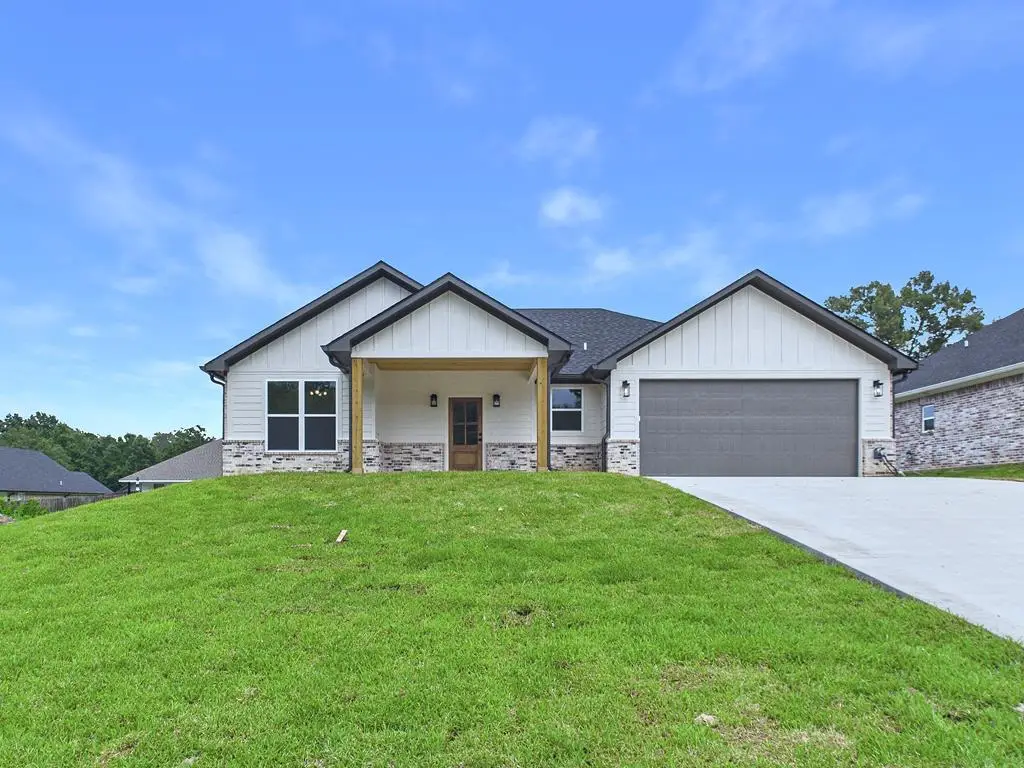 425 Cedar Hill Loop, Lufkin, TX 75904 - #1