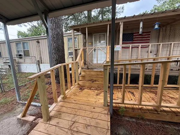 4 Watkins Drive, Lufkin, TX 75901