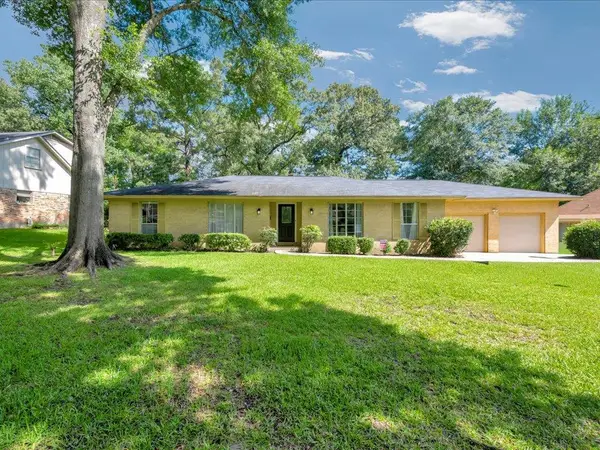 10 Trailwood Creek, Lufkin, TX 75904