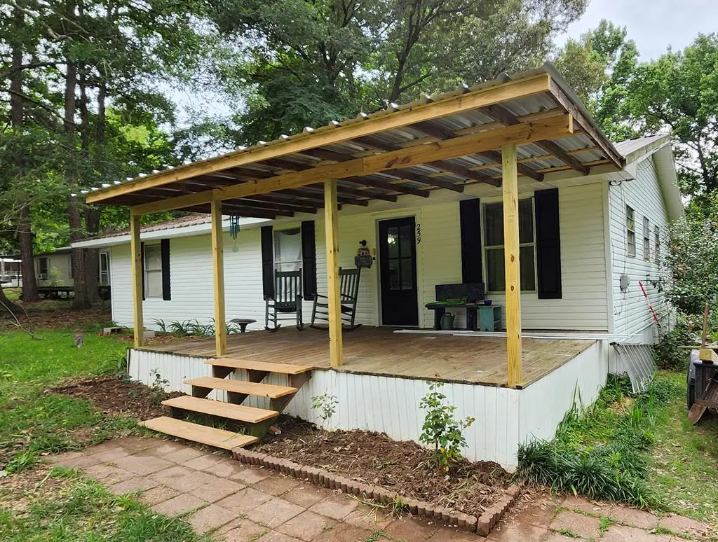 259 S 5th Street, Cushing, TX 75760 - #1