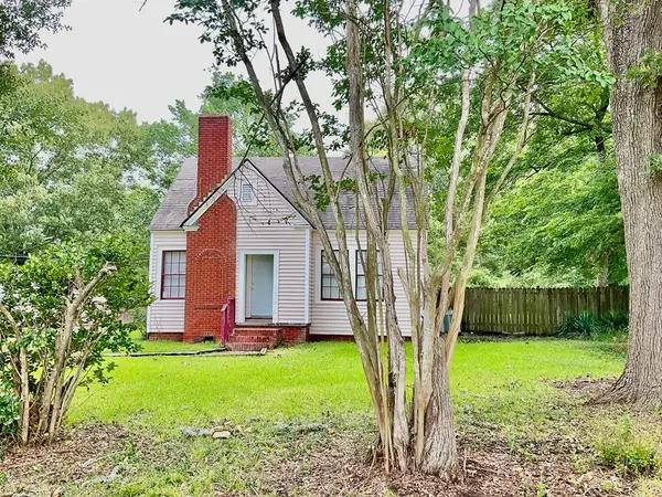 2214 North Raguet Street, Lufkin, TX 75904