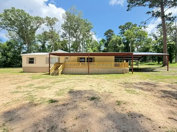 63781 Bragg Road, Milam, TX 75959
