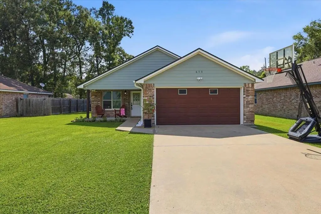 575 Pineburr, Vidor, TX 77662 - #1
